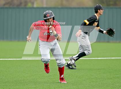 Thumbnail 2 in Crandall @ Argyle photogallery.