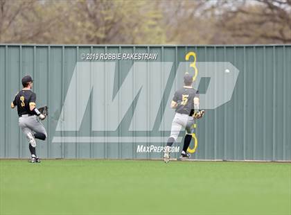 Thumbnail 2 in Crandall @ Argyle photogallery.