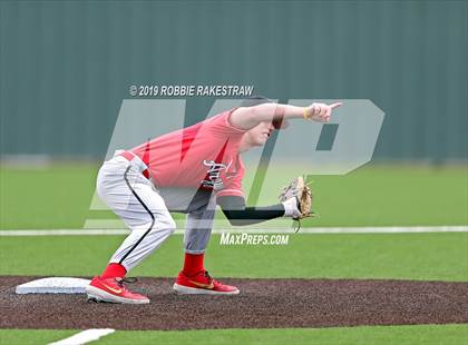 Thumbnail 1 in Crandall @ Argyle photogallery.