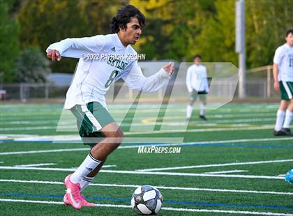 Thumbnail 2 in Skyline vs Newport - Bellevue (District 1/2 4A Playoff) photogallery.