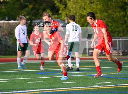 Thumbnail 2 in Skyline vs Newport - Bellevue (District 1/2 4A Playoff) photogallery.