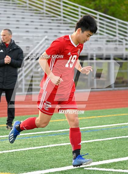 Thumbnail 2 in Skyline vs Newport - Bellevue (District 1/2 4A Playoff) photogallery.