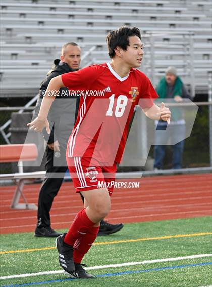 Thumbnail 1 in Skyline vs Newport - Bellevue (District 1/2 4A Playoff) photogallery.