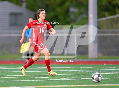 Thumbnail 3 in Skyline vs Newport - Bellevue (District 1/2 4A Playoff) photogallery.