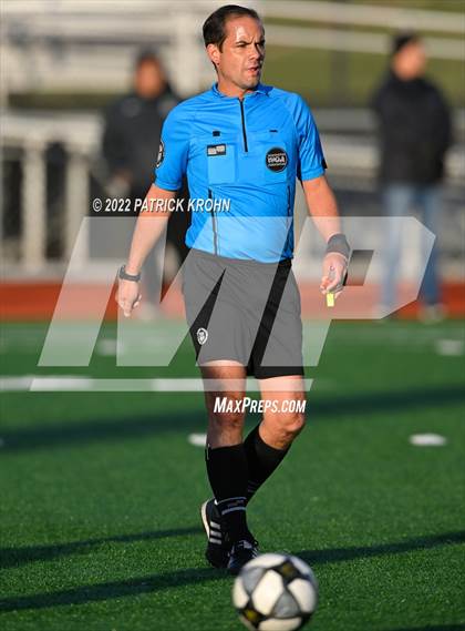 Thumbnail 2 in Skyline vs Newport - Bellevue (District 1/2 4A Playoff) photogallery.