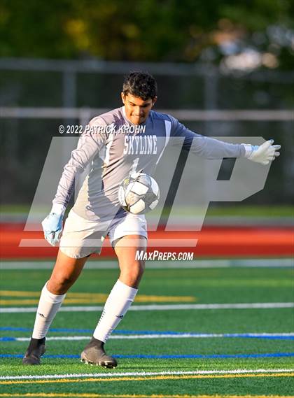 Thumbnail 3 in Skyline vs Newport - Bellevue (District 1/2 4A Playoff) photogallery.