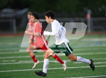 Thumbnail 2 in Skyline vs Newport - Bellevue (District 1/2 4A Playoff) photogallery.