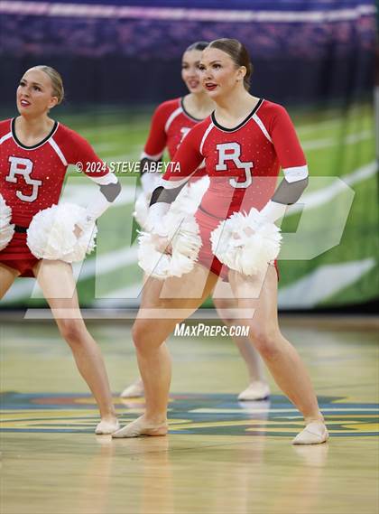 Thumbnail 2 in Regis Jesuit (CHSAA 5A State Spirit Championships) photogallery.