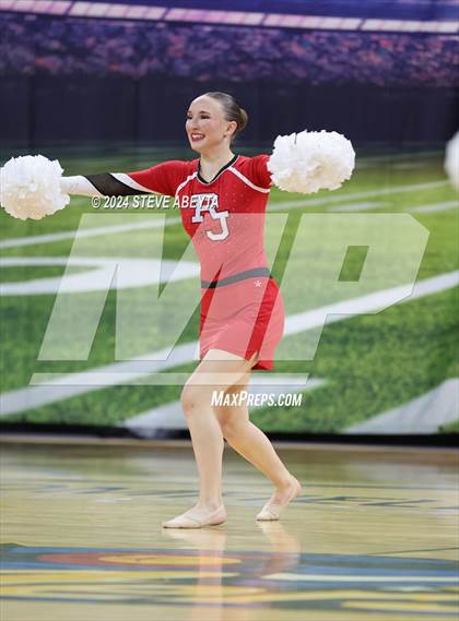 Thumbnail 1 in Regis Jesuit (CHSAA 5A State Spirit Championships) photogallery.