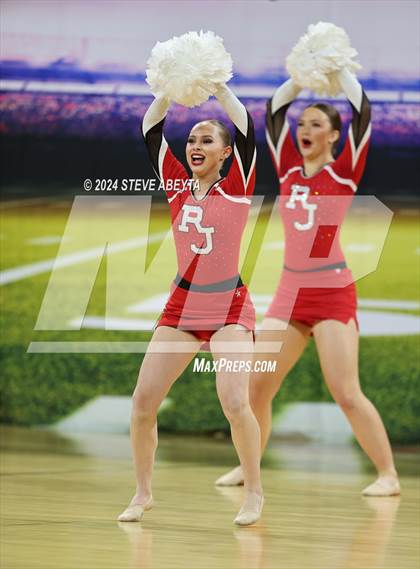 Thumbnail 2 in Regis Jesuit (CHSAA 5A State Spirit Championships) photogallery.