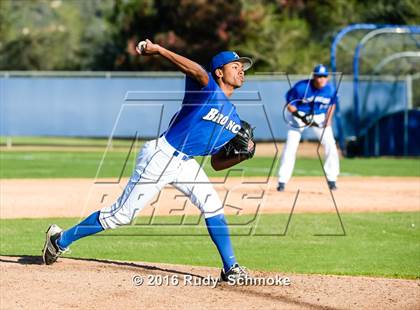 Thumbnail 1 in Santana @ Rancho Bernardo photogallery.