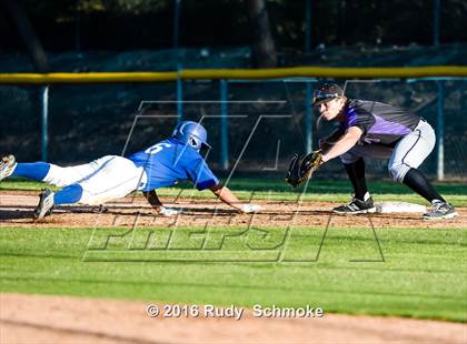 Thumbnail 1 in Santana @ Rancho Bernardo photogallery.