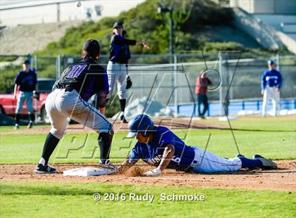Thumbnail 1 in Santana @ Rancho Bernardo photogallery.