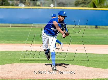 Thumbnail 3 in Santana @ Rancho Bernardo photogallery.