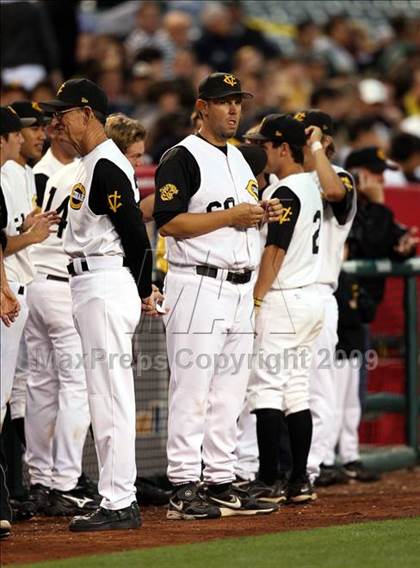 Thumbnail 1 in Edison vs. Capistrano Valley (CIF SS D1 Final) photogallery.
