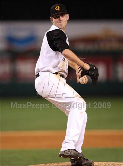 Thumbnail 3 in Edison vs. Capistrano Valley (CIF SS D1 Final) photogallery.