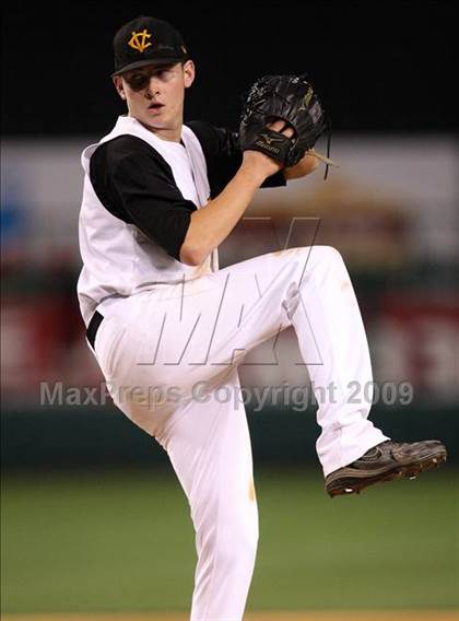 Thumbnail 2 in Edison vs. Capistrano Valley (CIF SS D1 Final) photogallery.