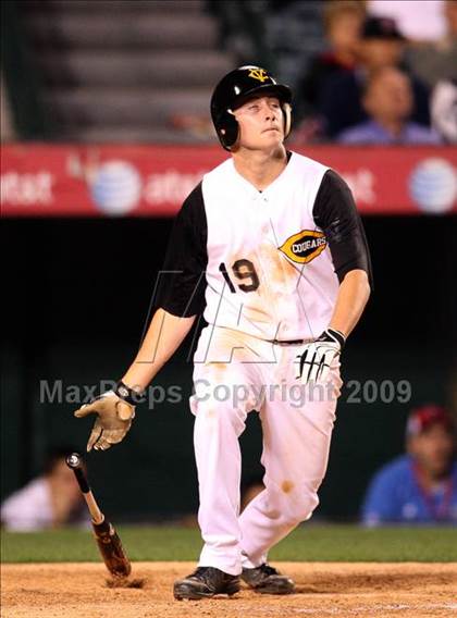 Thumbnail 2 in Edison vs. Capistrano Valley (CIF SS D1 Final) photogallery.
