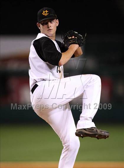 Thumbnail 3 in Edison vs. Capistrano Valley (CIF SS D1 Final) photogallery.