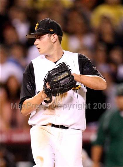 Thumbnail 1 in Edison vs. Capistrano Valley (CIF SS D1 Final) photogallery.