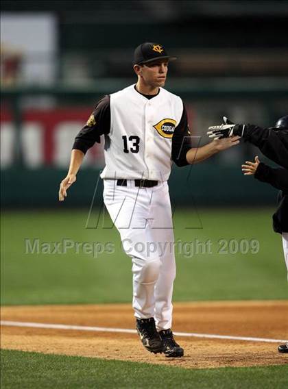 Thumbnail 2 in Edison vs. Capistrano Valley (CIF SS D1 Final) photogallery.