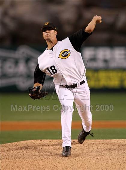Thumbnail 1 in Edison vs. Capistrano Valley (CIF SS D1 Final) photogallery.