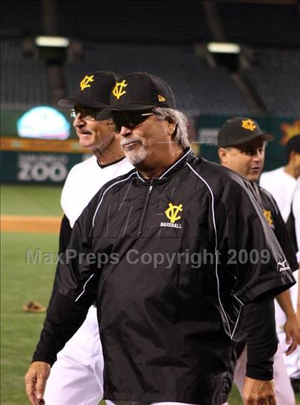 Thumbnail 1 in Edison vs. Capistrano Valley (CIF SS D1 Final) photogallery.
