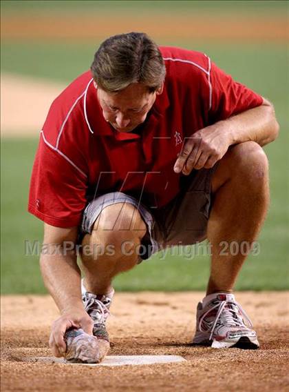 Thumbnail 2 in Edison vs. Capistrano Valley (CIF SS D1 Final) photogallery.