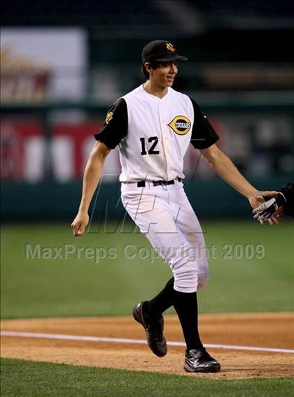 Thumbnail 1 in Edison vs. Capistrano Valley (CIF SS D1 Final) photogallery.