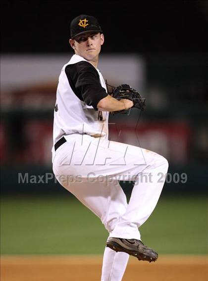 Thumbnail 1 in Edison vs. Capistrano Valley (CIF SS D1 Final) photogallery.