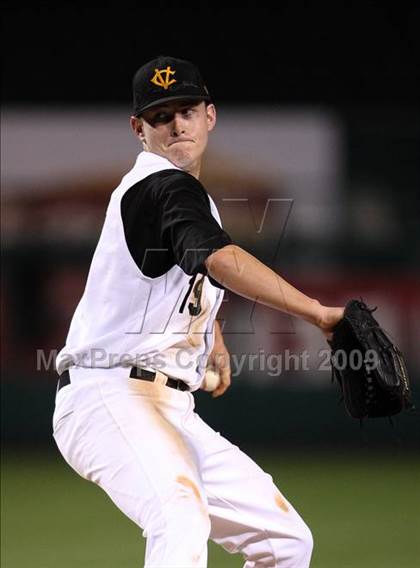 Thumbnail 3 in Edison vs. Capistrano Valley (CIF SS D1 Final) photogallery.
