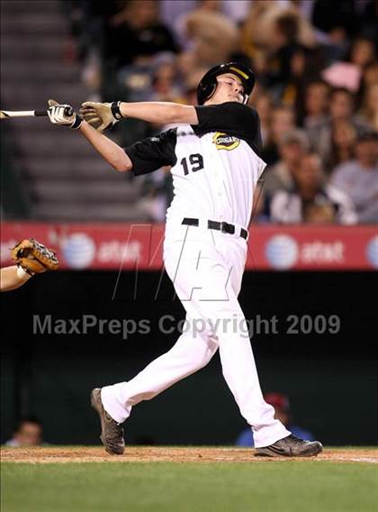 Thumbnail 1 in Edison vs. Capistrano Valley (CIF SS D1 Final) photogallery.