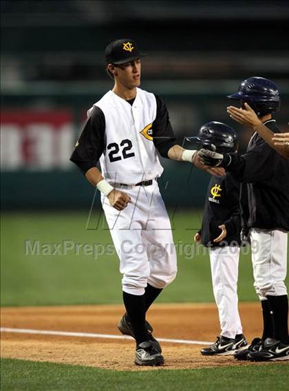 Thumbnail 1 in Edison vs. Capistrano Valley (CIF SS D1 Final) photogallery.