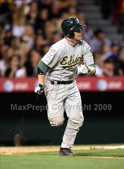 Thumbnail 1 in Edison vs. Capistrano Valley (CIF SS D1 Final) photogallery.