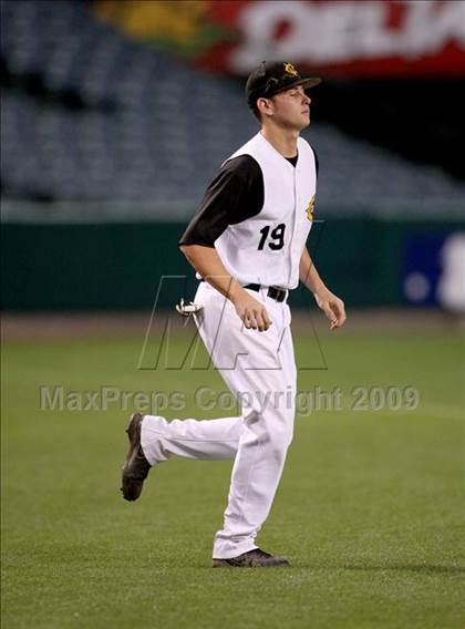 Thumbnail 1 in Edison vs. Capistrano Valley (CIF SS D1 Final) photogallery.