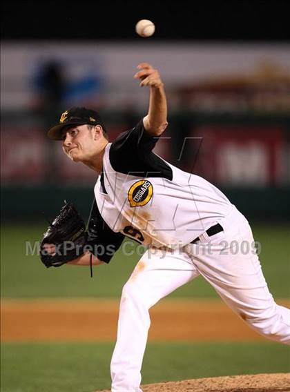 Thumbnail 1 in Edison vs. Capistrano Valley (CIF SS D1 Final) photogallery.