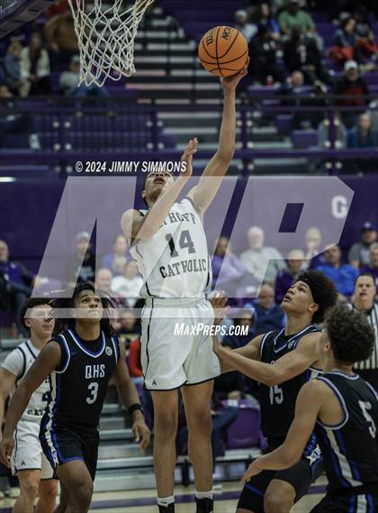 Thumbnail 1 in Quincy vs. Althoff Catholic (Prairie Farma Holiday Classic) photogallery.
