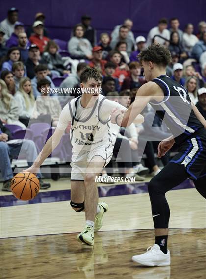 Thumbnail 3 in Quincy vs. Althoff Catholic (Prairie Farma Holiday Classic) photogallery.