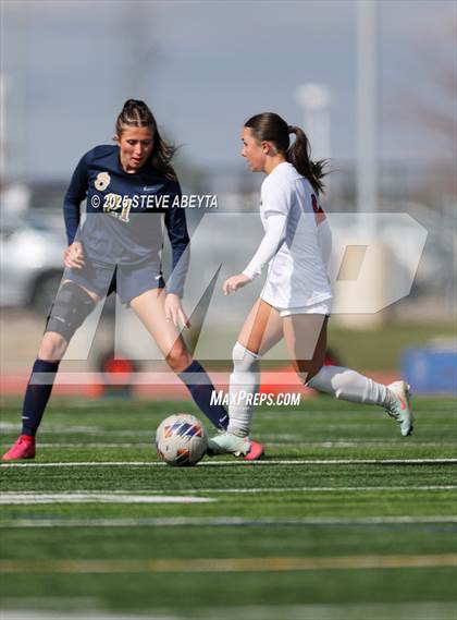 Thumbnail 1 in Eaglecrest @ Chaparral photogallery.