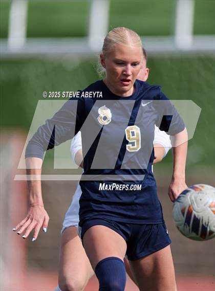 Thumbnail 1 in Eaglecrest @ Chaparral photogallery.