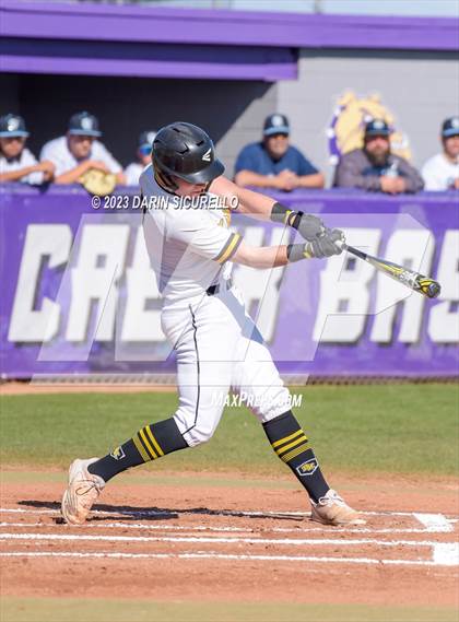 Thumbnail 2 in Bishop Kelly vs. Quartz Hill (Coach Bob  Invitational) photogallery.