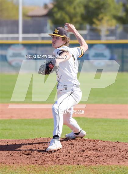Thumbnail 3 in Bishop Kelly vs. Quartz Hill (Coach Bob  Invitational) photogallery.