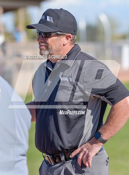 Thumbnail 2 in Bishop Kelly vs. Quartz Hill (Coach Bob  Invitational) photogallery.
