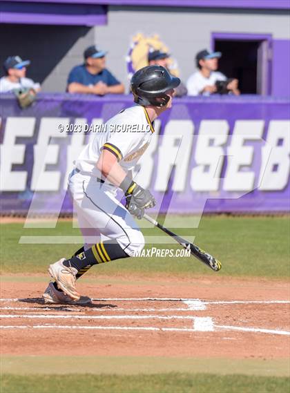Thumbnail 2 in Bishop Kelly vs. Quartz Hill (Coach Bob  Invitational) photogallery.