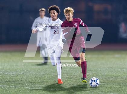 Thumbnail 3 in Arlington vs. Concord-Carlisle (MIAA Division 2 North Final) photogallery.