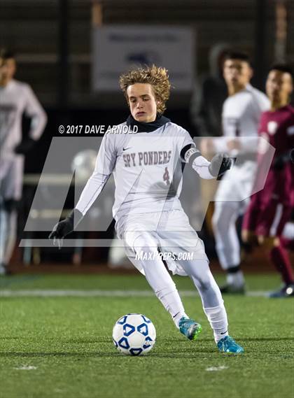 Thumbnail 1 in Arlington vs. Concord-Carlisle (MIAA Division 2 North Final) photogallery.