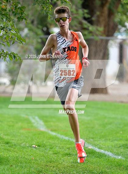 Thumbnail 3 in 2025 LOBO XC Invitational photogallery.