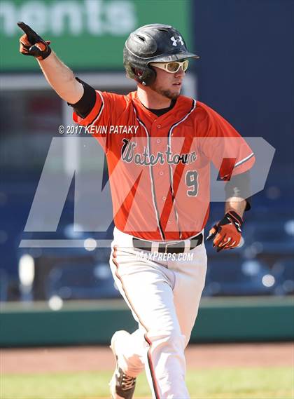 Thumbnail 2 in Foran vs. Watertown (CIAC Class L Semifinal) photogallery.