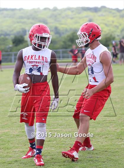 Thumbnail 2 in Ravenwood 7-on-7 Invitational photogallery.