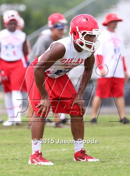 Thumbnail 1 in Ravenwood 7-on-7 Invitational photogallery.
